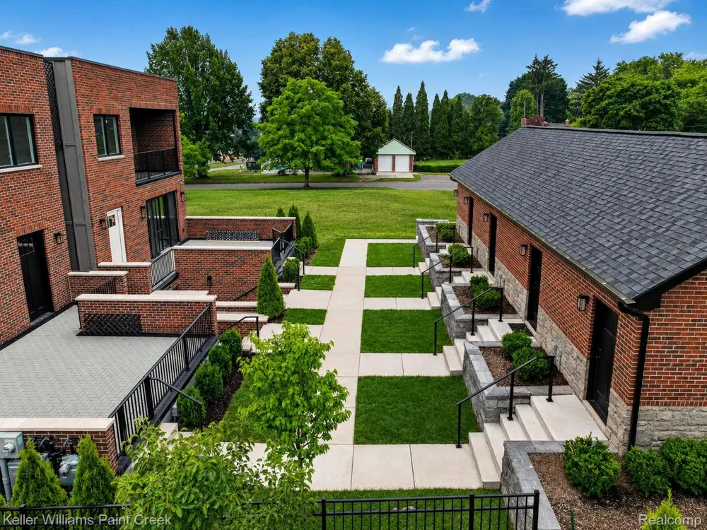 1221 Main Street Rochester City, MI 48307