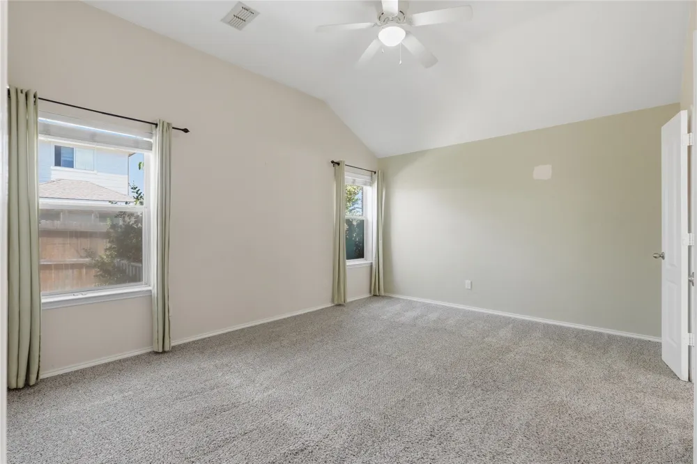 1104 Deedee Creek Drive Euless, TX 76040