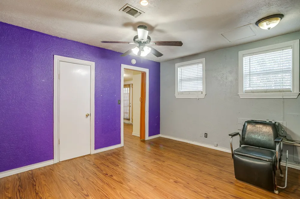 515 W Bridge Street Weatherford, TX 76086