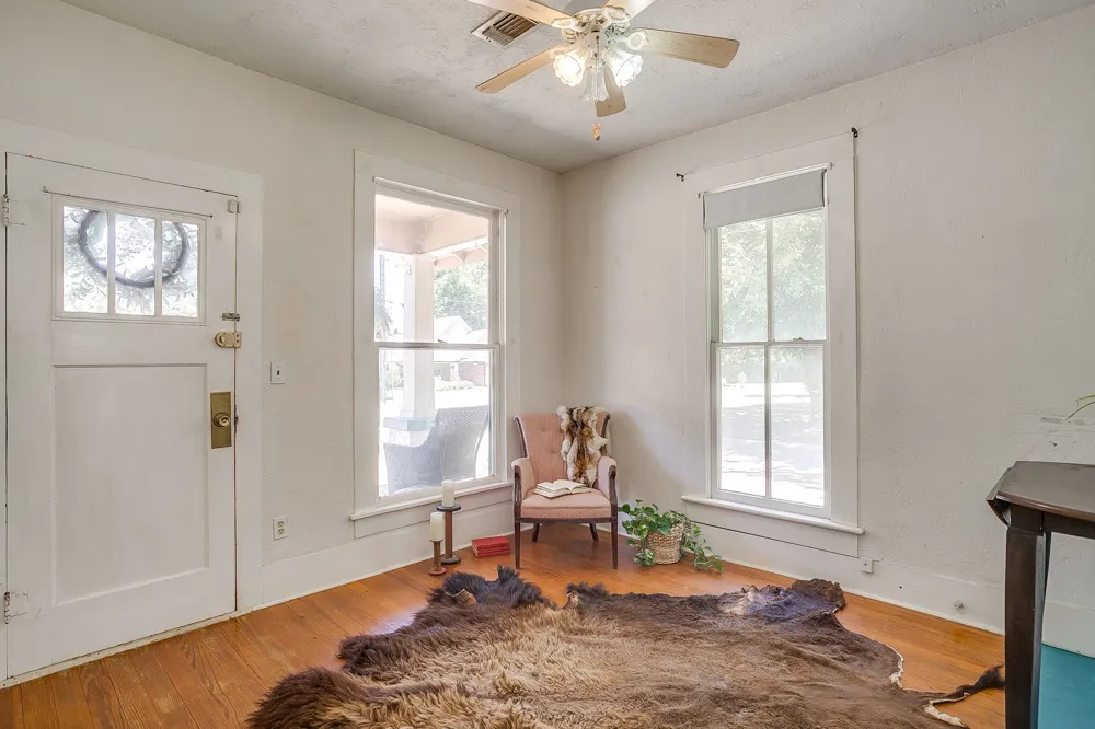 515 W Bridge Street Weatherford, TX 76086