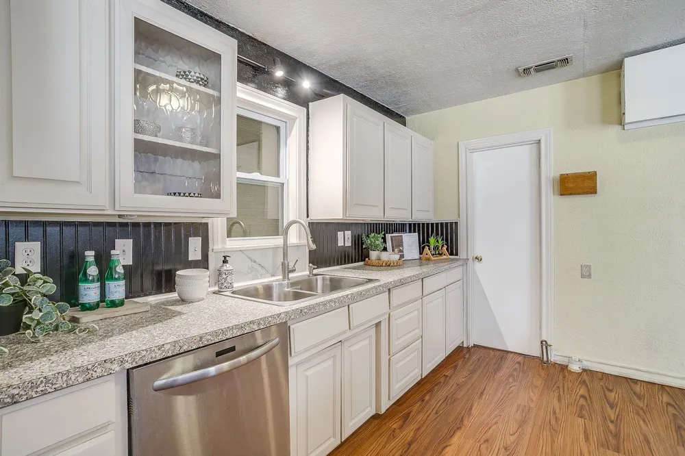 515 W Bridge Street Weatherford, TX 76086