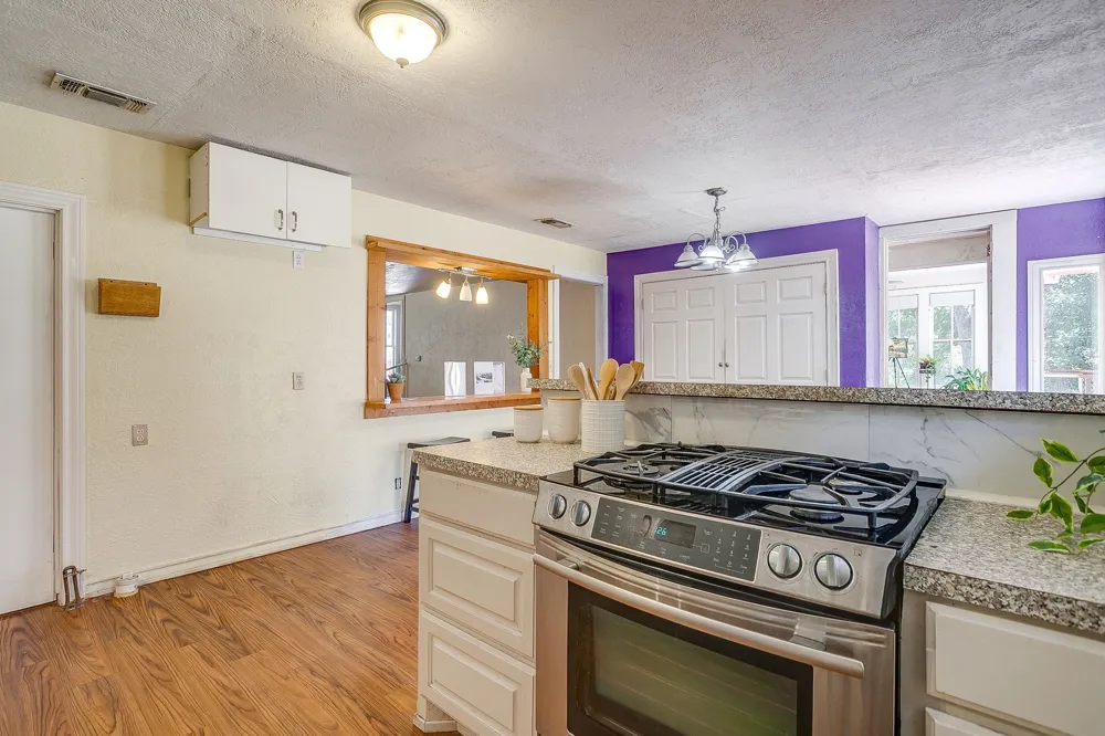 515 W Bridge Street Weatherford, TX 76086