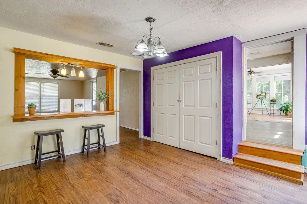 515 W Bridge Street Weatherford, TX 76086