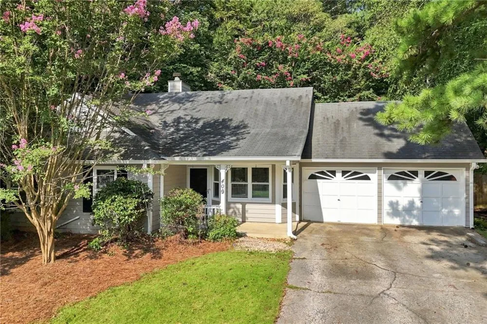 409 Rose Creek Place Woodstock, GA 30189