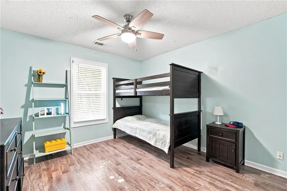409 Rose Creek Place Woodstock, GA 30189
