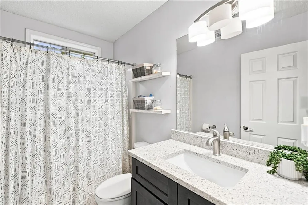 409 Rose Creek Place Woodstock, GA 30189