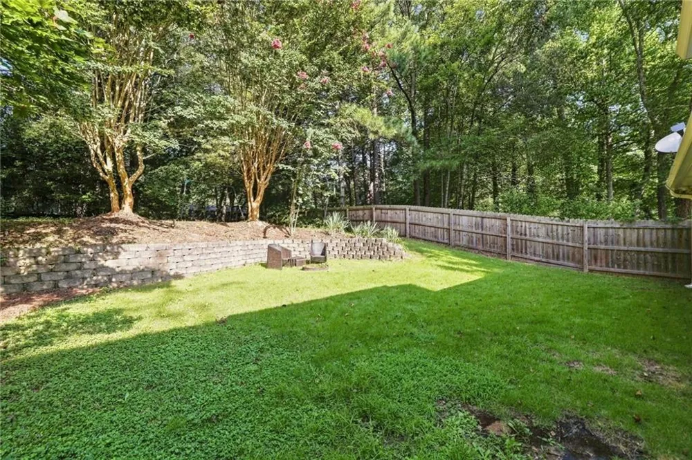 409 Rose Creek Place Woodstock, GA 30189