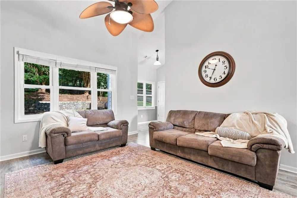 409 Rose Creek Place Woodstock, GA 30189