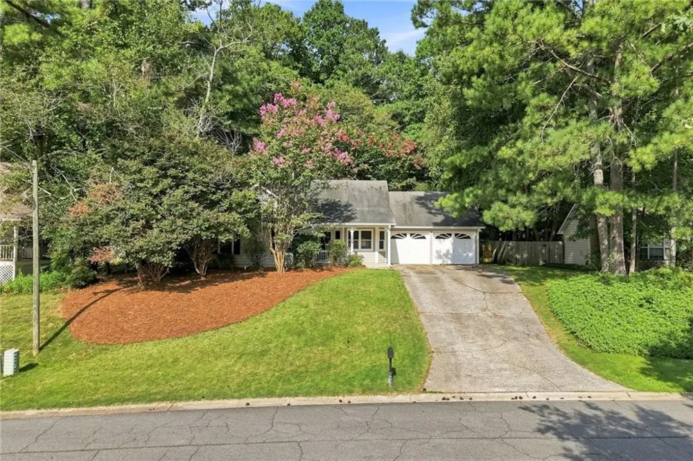 409 Rose Creek Place Woodstock, GA 30189