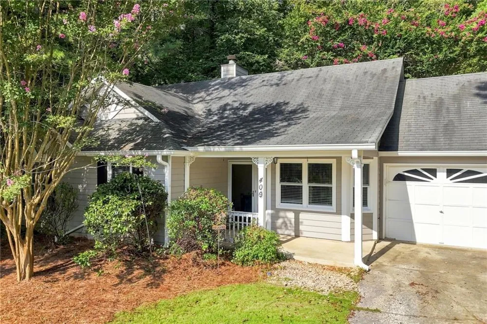 409 Rose Creek Place Woodstock, GA 30189