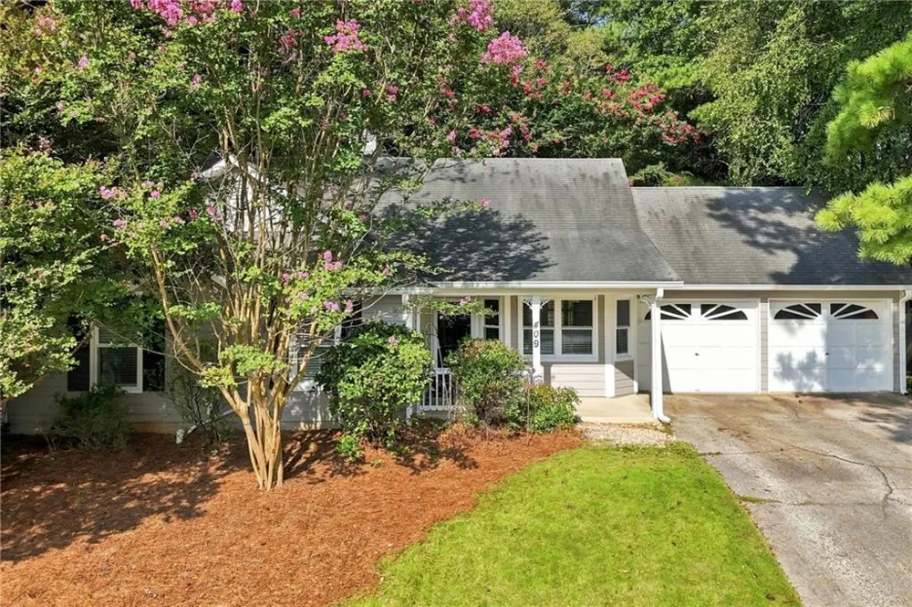 409 Rose Creek Place Woodstock, GA 30189