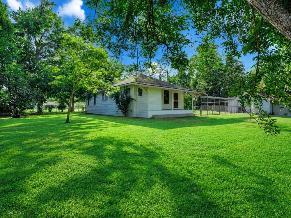 8725 Fm 524 Road Sweeny, TX 77480