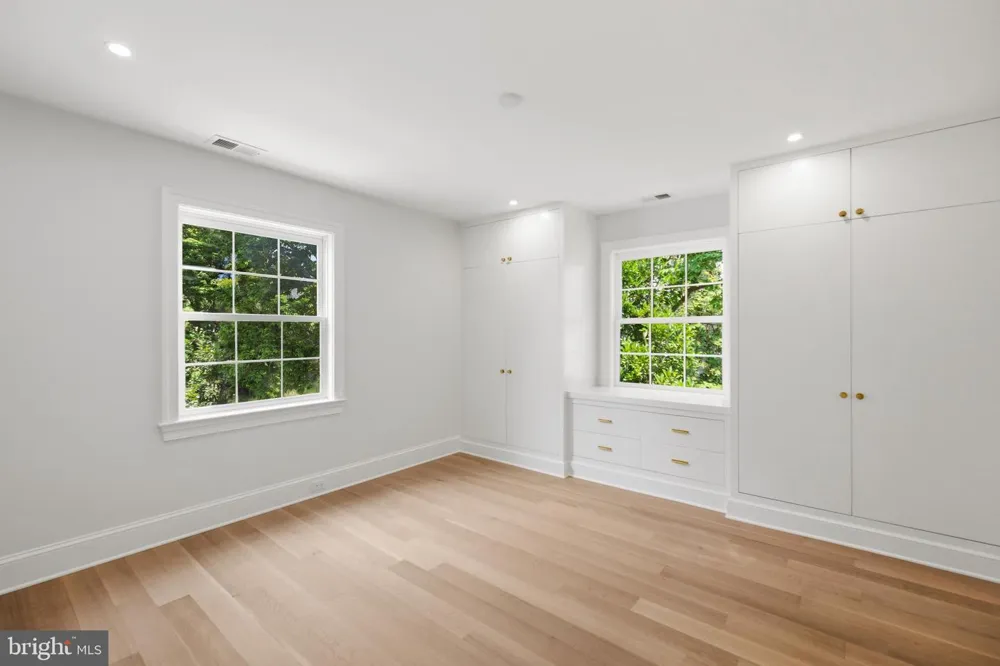 2900 GLOVER DRIVE NW Washington, DC 20016