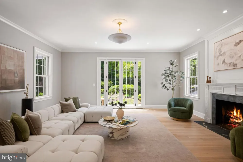 2900 GLOVER DRIVE NW Washington, DC 20016