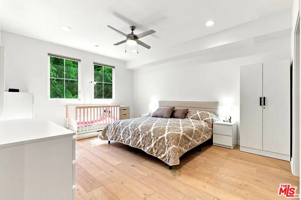 4240 Laurel Canyon Boulevard #305 Studio City, CA 91604