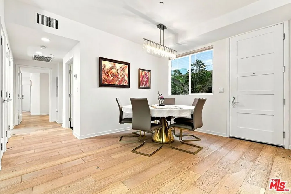 4240 Laurel Canyon Boulevard #305 Studio City, CA 91604