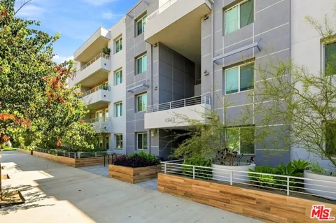 4240 Laurel Canyon Boulevard #305
