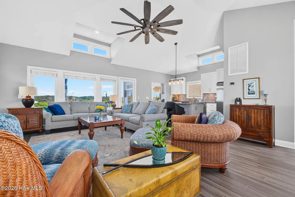 652 Ocean Boulevard W Holden Beach, NC 28462