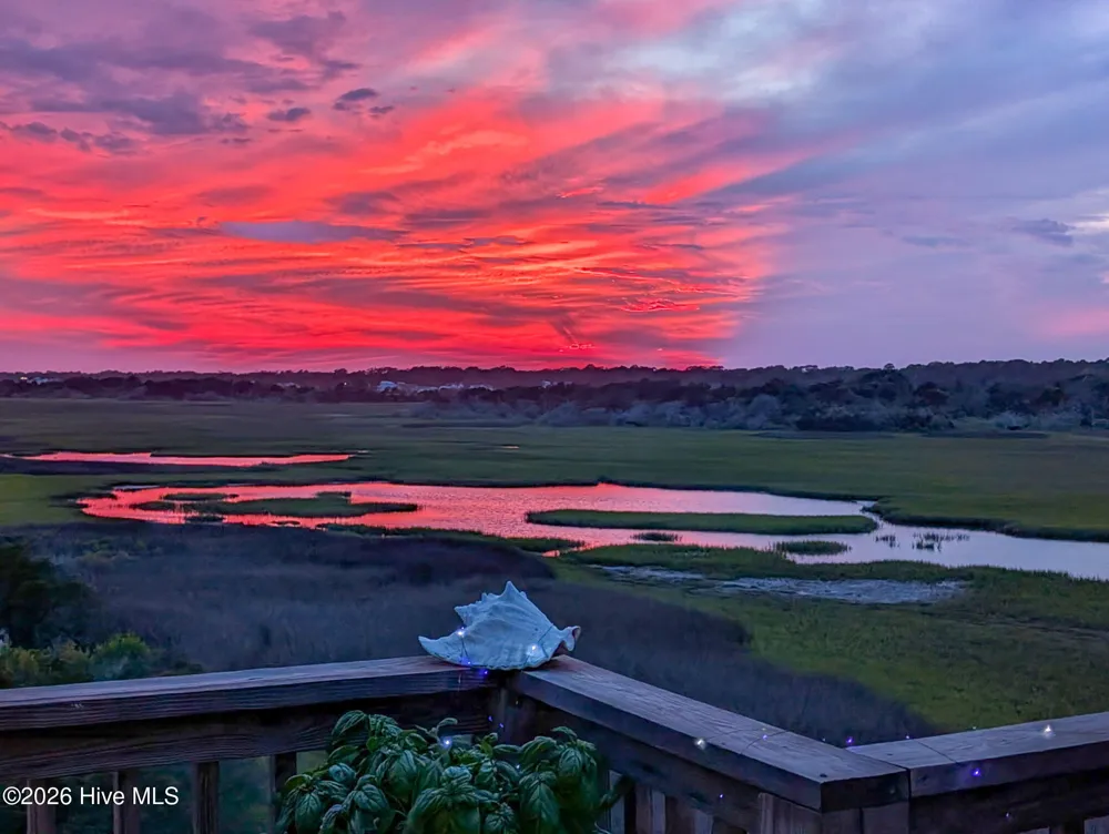 652 Ocean Boulevard W Holden Beach, NC 28462