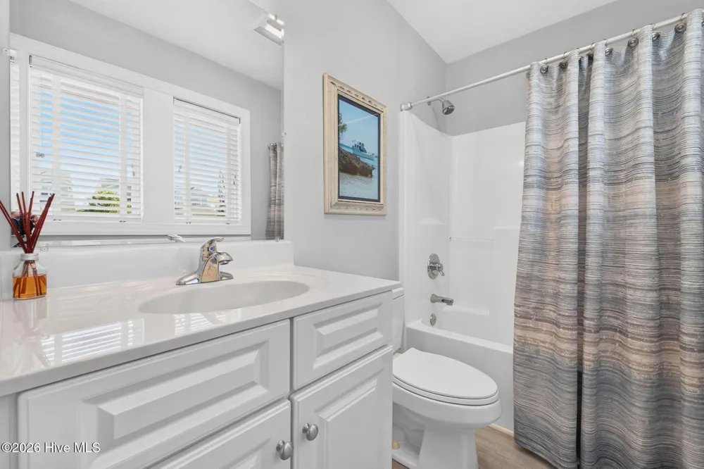 652 Ocean Boulevard W Holden Beach, NC 28462
