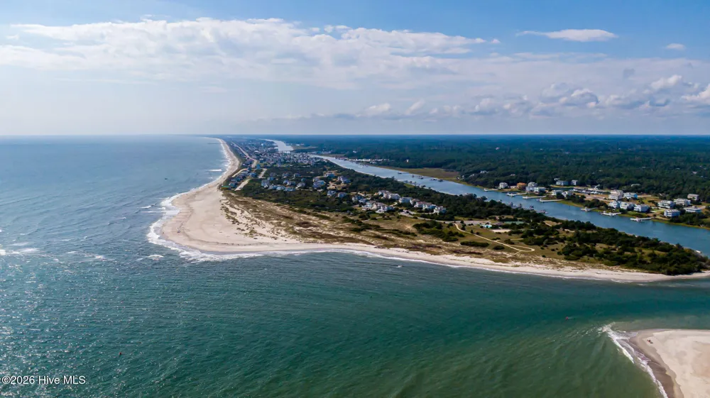 652 Ocean Boulevard W Holden Beach, NC 28462