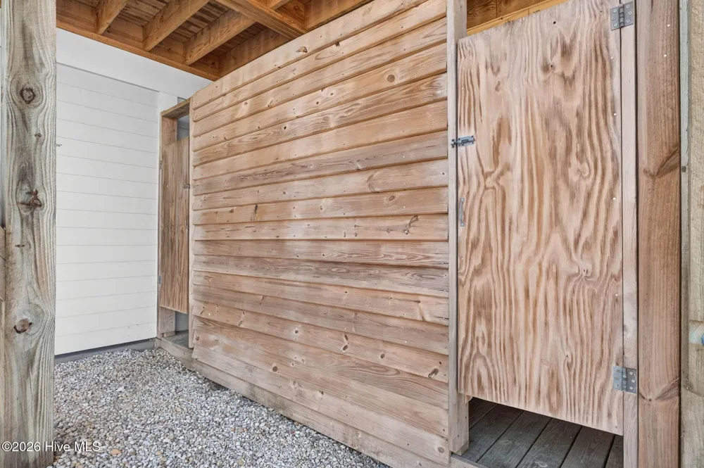 652 Ocean Boulevard W Holden Beach, NC 28462