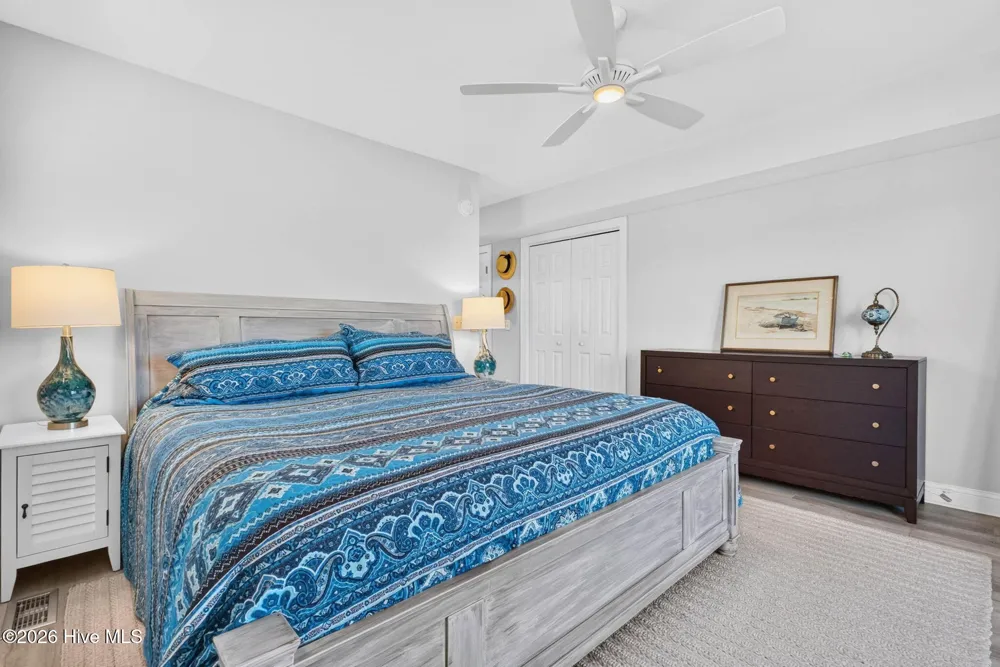 652 Ocean Boulevard W Holden Beach, NC 28462