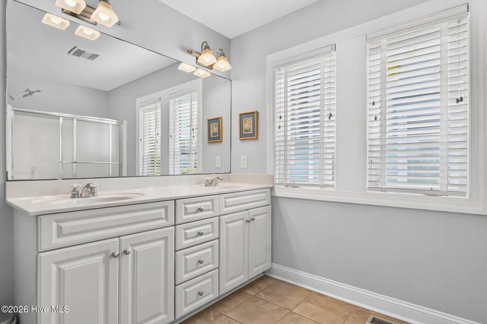 652 Ocean Boulevard W Holden Beach, NC 28462