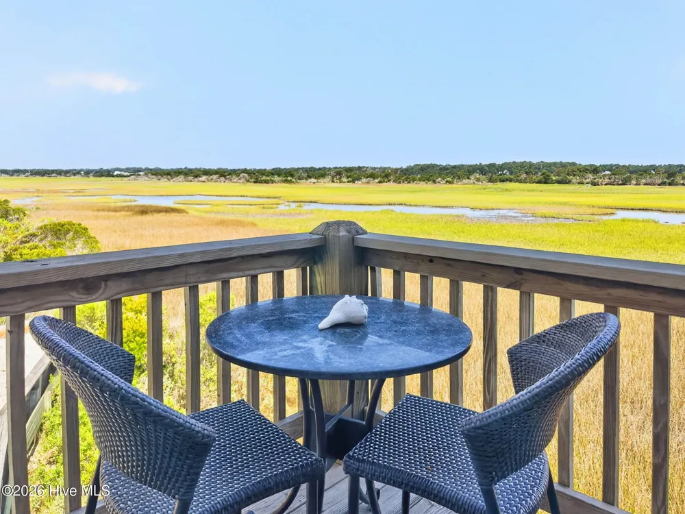 652 Ocean Boulevard W Holden Beach, NC 28462