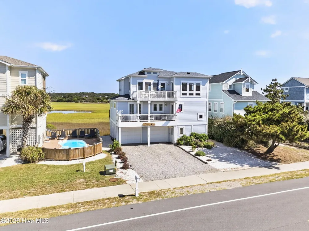 652 Ocean Boulevard W Holden Beach, NC 28462