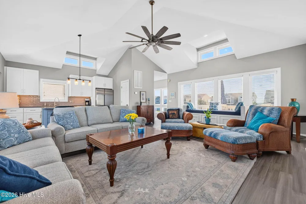 652 Ocean Boulevard W Holden Beach, NC 28462