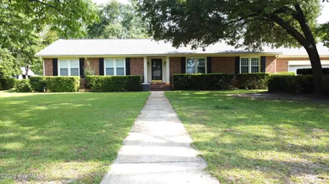 604 Pinecrest Drive