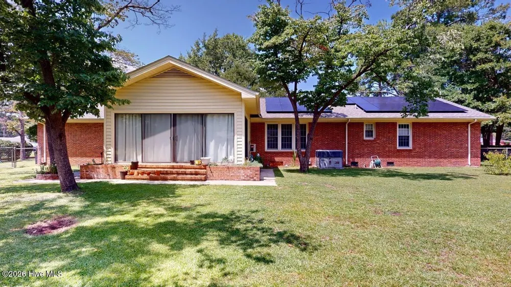 604 Pinecrest Drive Goldsboro, NC 27534
