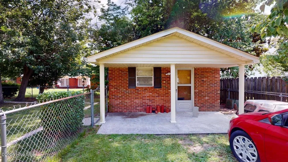 604 Pinecrest Drive Goldsboro, NC 27534