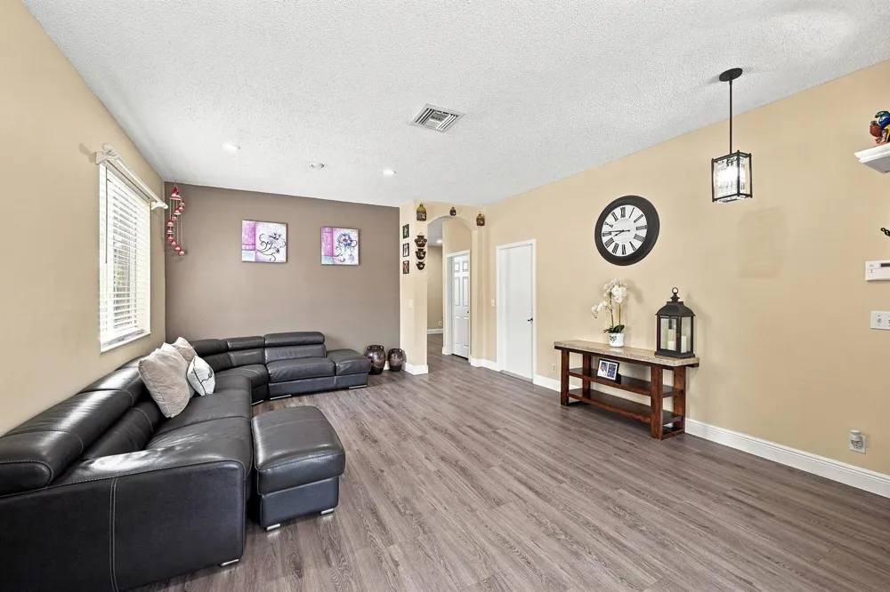 5021 PEBBLEBROOK TERRACE Coconut Creek, FL 33073