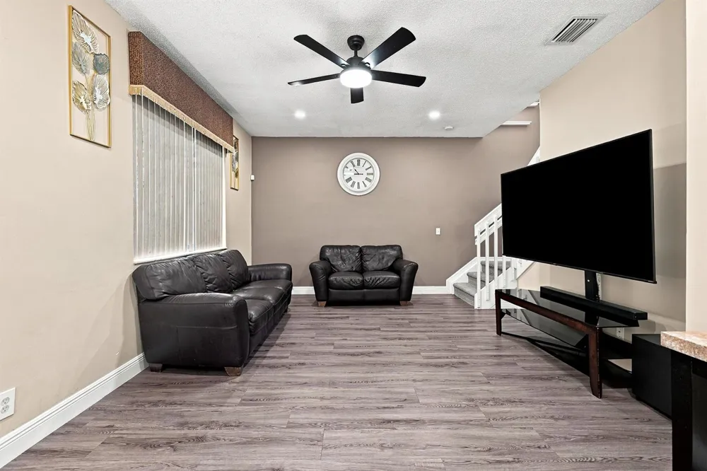 5021 PEBBLEBROOK TERRACE Coconut Creek, FL 33073