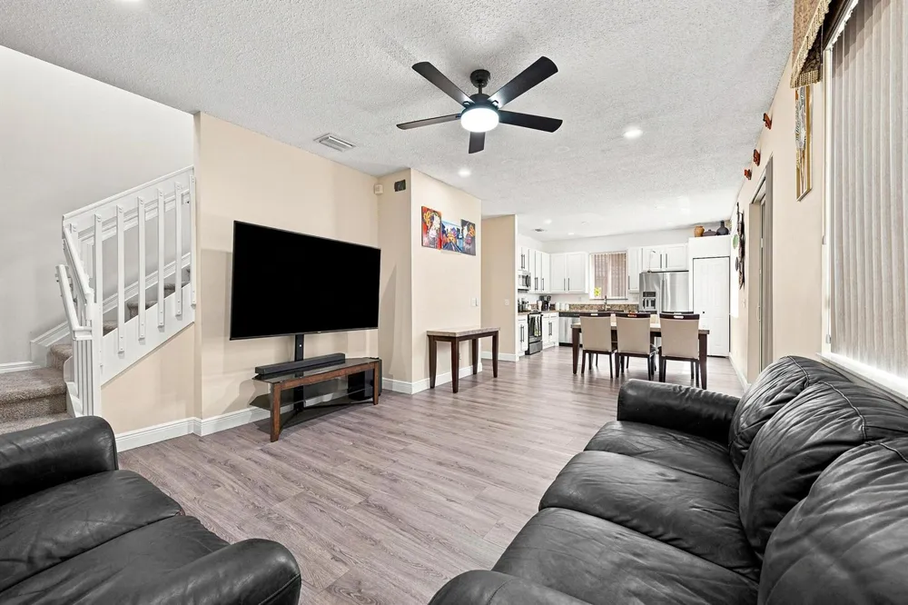 5021 PEBBLEBROOK TERRACE Coconut Creek, FL 33073
