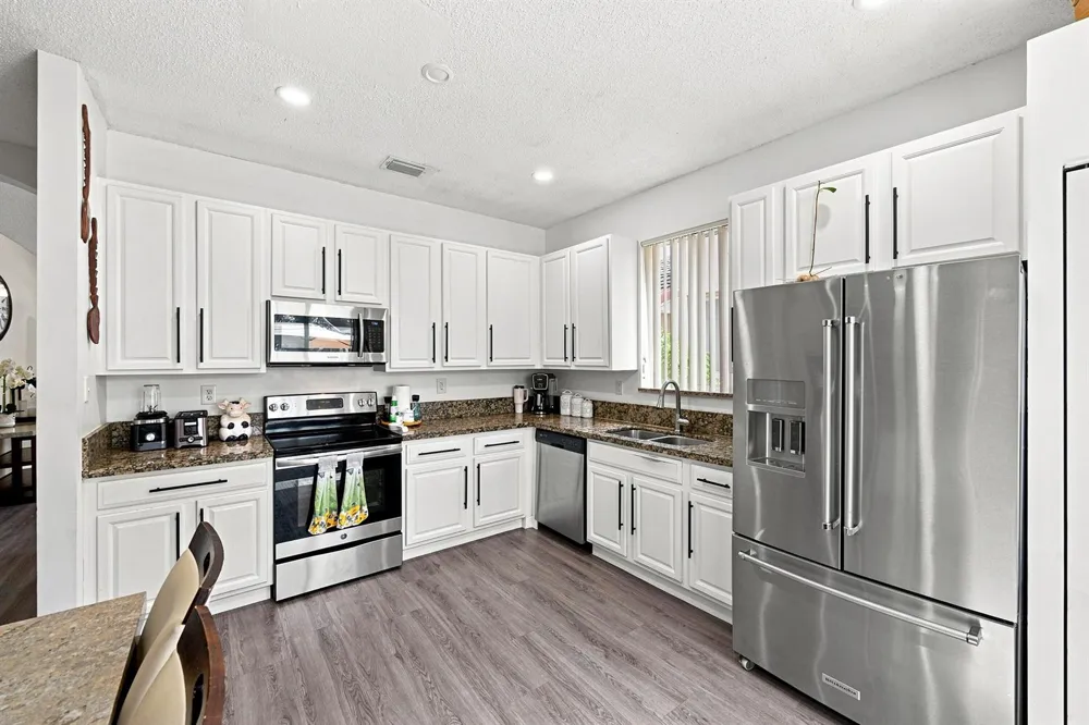 5021 PEBBLEBROOK TERRACE Coconut Creek, FL 33073