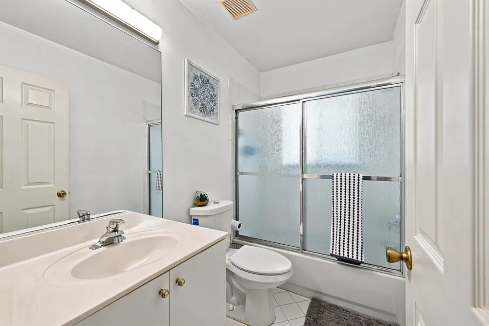 5021 PEBBLEBROOK TERRACE Coconut Creek, FL 33073