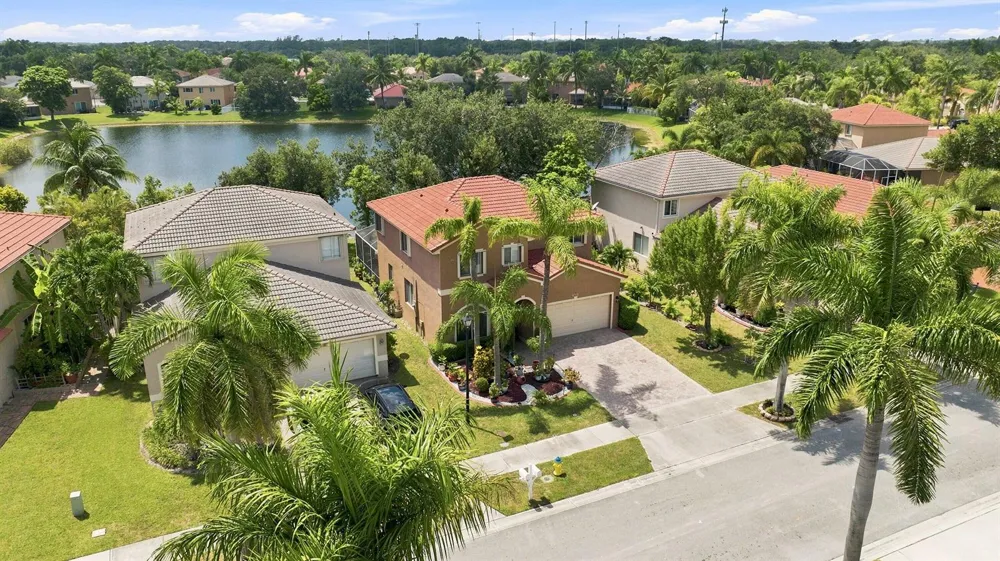 5021 PEBBLEBROOK TERRACE Coconut Creek, FL 33073