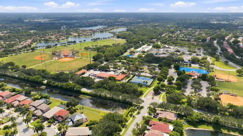 5021 PEBBLEBROOK TERRACE Coconut Creek, FL 33073