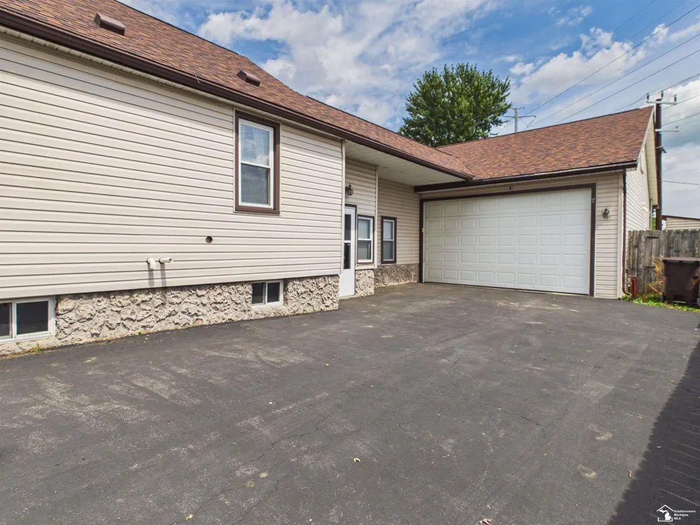 1706 Hemlock Street Frenchtown Township, MI 48162