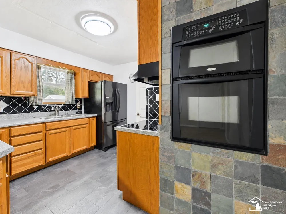 1706 Hemlock Street Frenchtown Township, MI 48162