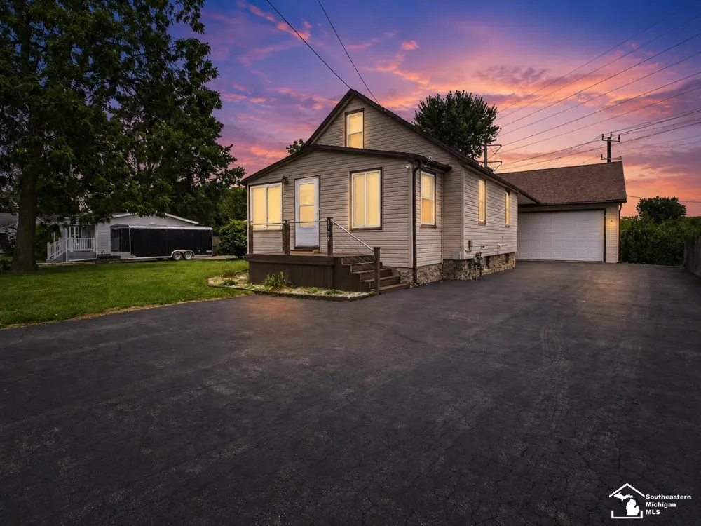 1706 Hemlock Street Frenchtown Township, MI 48162