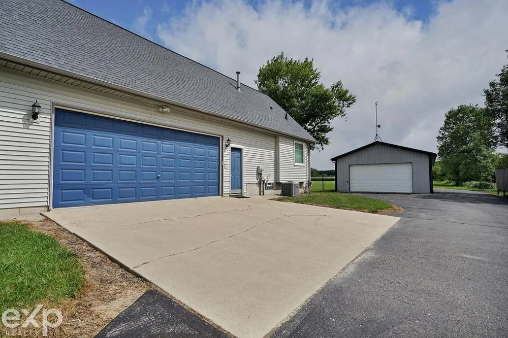 64000 Hartway Road Ray Township, MI 48096