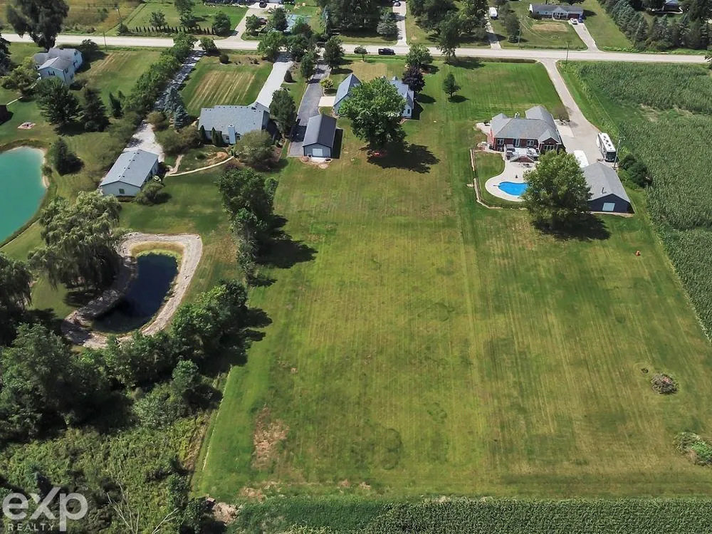 64000 Hartway Road Ray Township, MI 48096