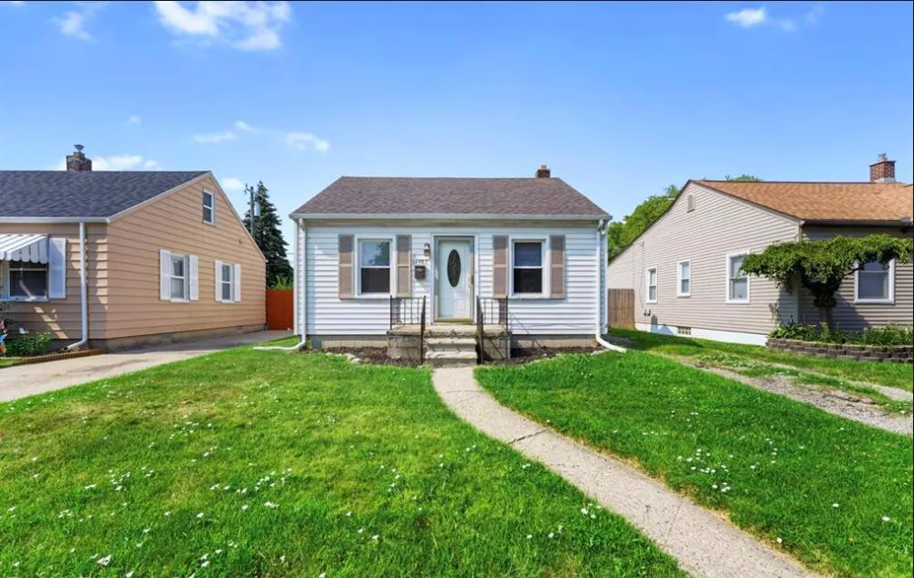 14986 University Street Allen Park City, MI 48101