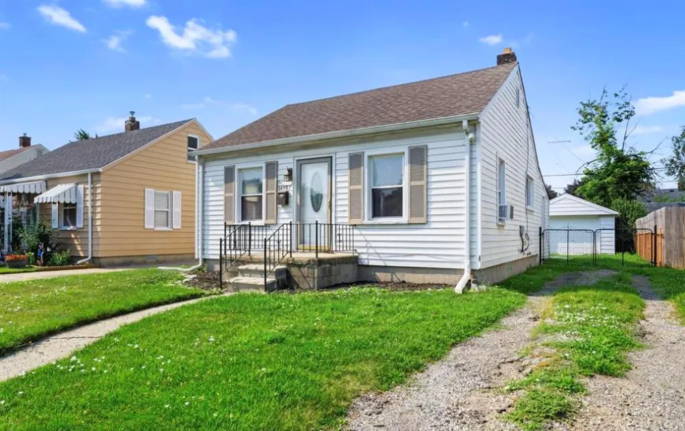14986 University Street Allen Park City, MI 48101