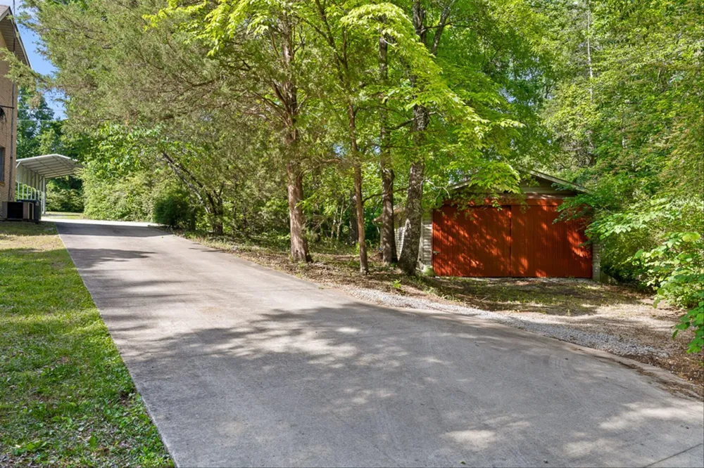 2401 Igou Ferry Road Soddy Daisy, TN 37379