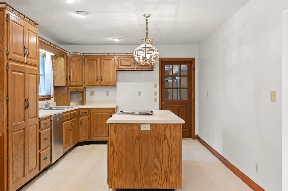 2401 Igou Ferry Road Soddy Daisy, TN 37379